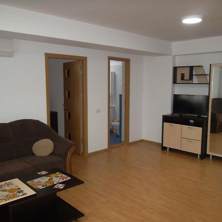 Apartamente Mamaia Nord D5 นาโวดาริ ภายนอก รูปภาพ