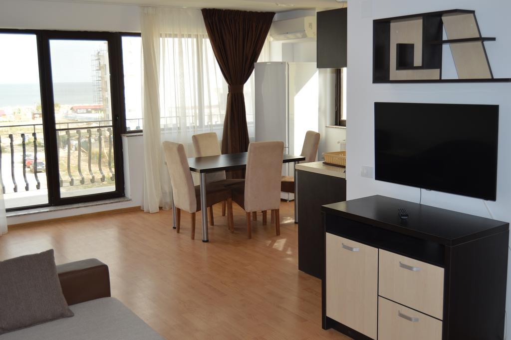 Apartamente Mamaia Nord D5 นาโวดาริ ภายนอก รูปภาพ