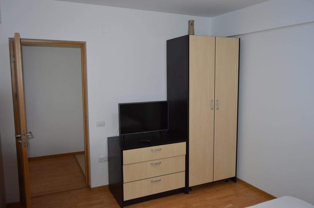 Apartamente Mamaia Nord D5 นาโวดาริ ภายนอก รูปภาพ