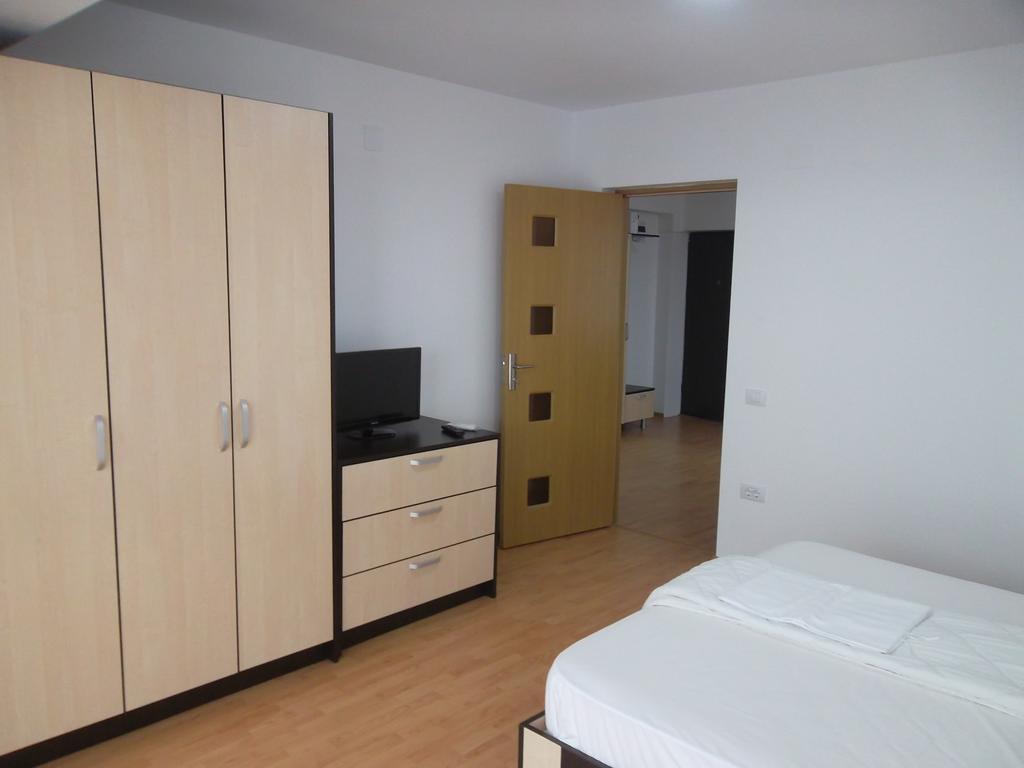 Apartamente Mamaia Nord D5 นาโวดาริ ภายนอก รูปภาพ