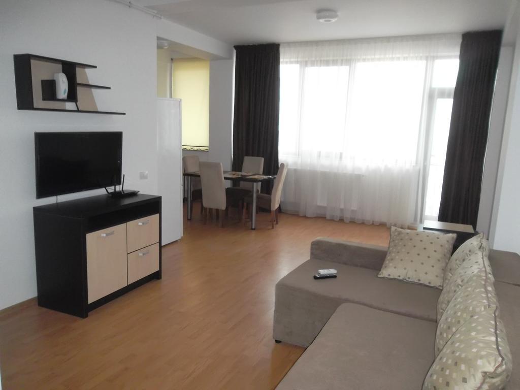 Apartamente Mamaia Nord D5 นาโวดาริ ภายนอก รูปภาพ