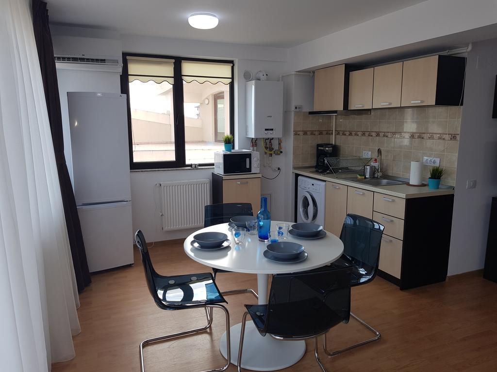 Apartamente Mamaia Nord D5 นาโวดาริ ภายนอก รูปภาพ