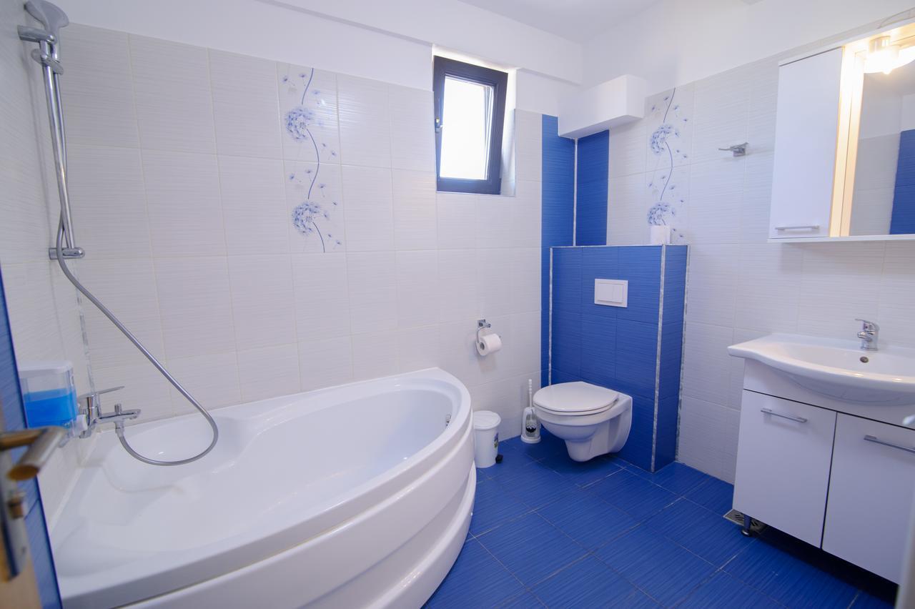 Apartamente Mamaia Nord D5 นาโวดาริ ภายนอก รูปภาพ